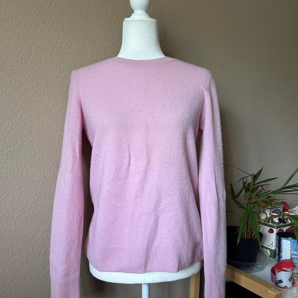 Pink cashmere Nordstrom crewneck sweater